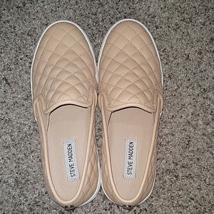Steve Madden slip on shoes